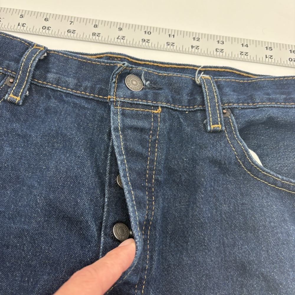 Levis 501 Jeans Mens 36x30 Fits 36x29 Dark Wash Button Fly Denim Classic Fit - Picture 3 of 11